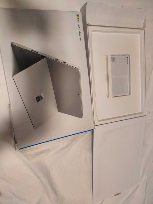 TABLET | Microsoft Surface Pro 4 | i5-6300U | 8GB 256SSD | Win