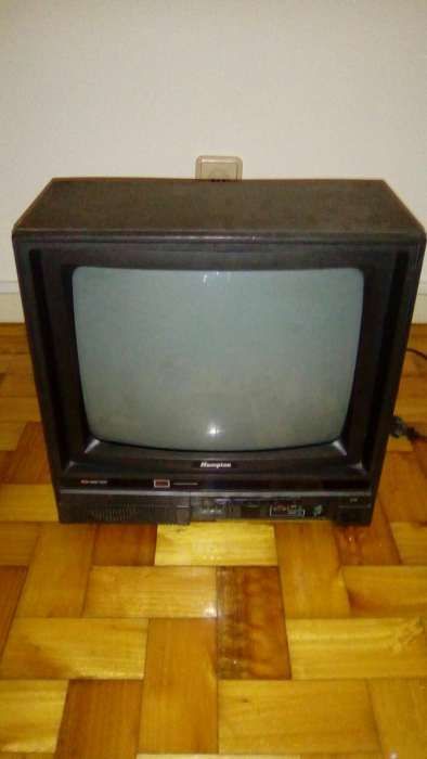 Televisão 15'' Hampton