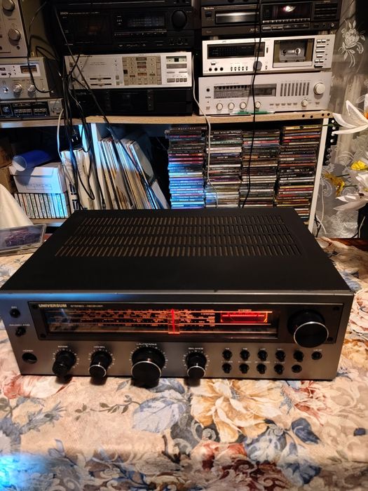 Пропоную чудовий вінтажний ресивер Universum VT 23016M 1974 року