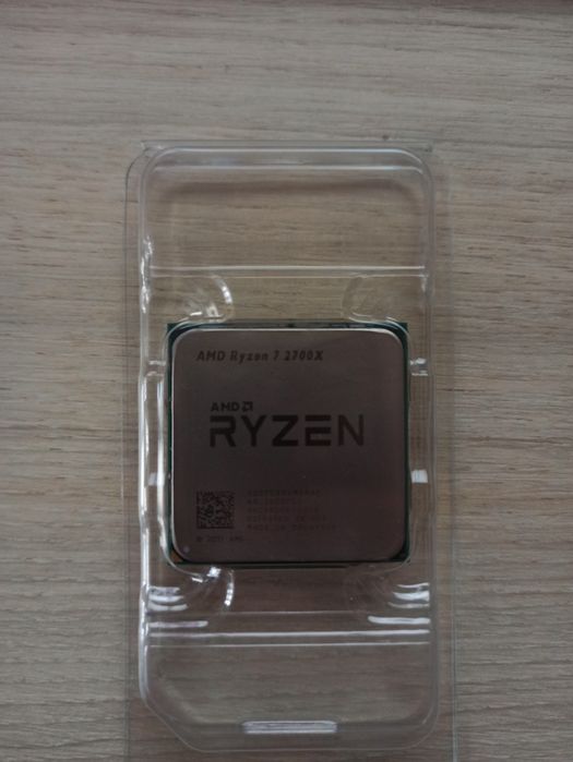 Процессор Ryzen 7 2700x  AM4