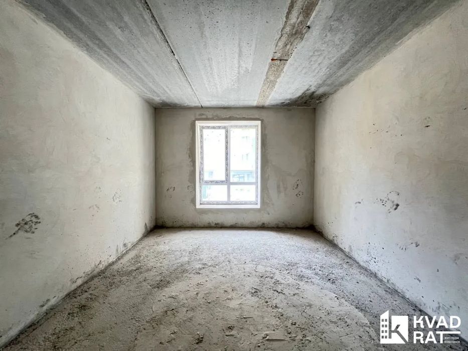 Велика 1,5 кімнатна квартира біля озера!2поверх