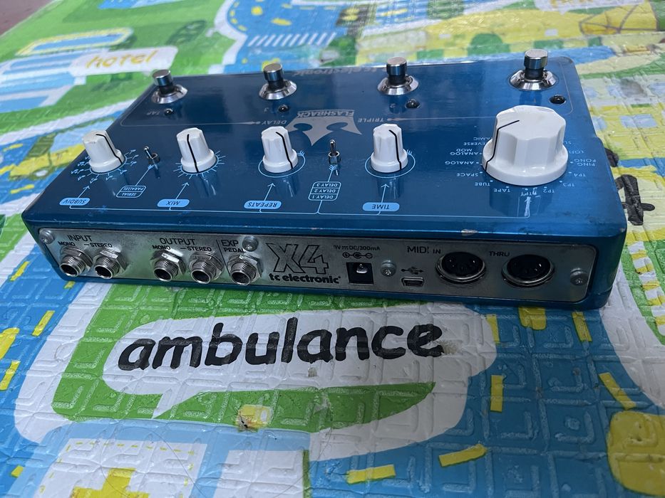 Flashback Triple Delay