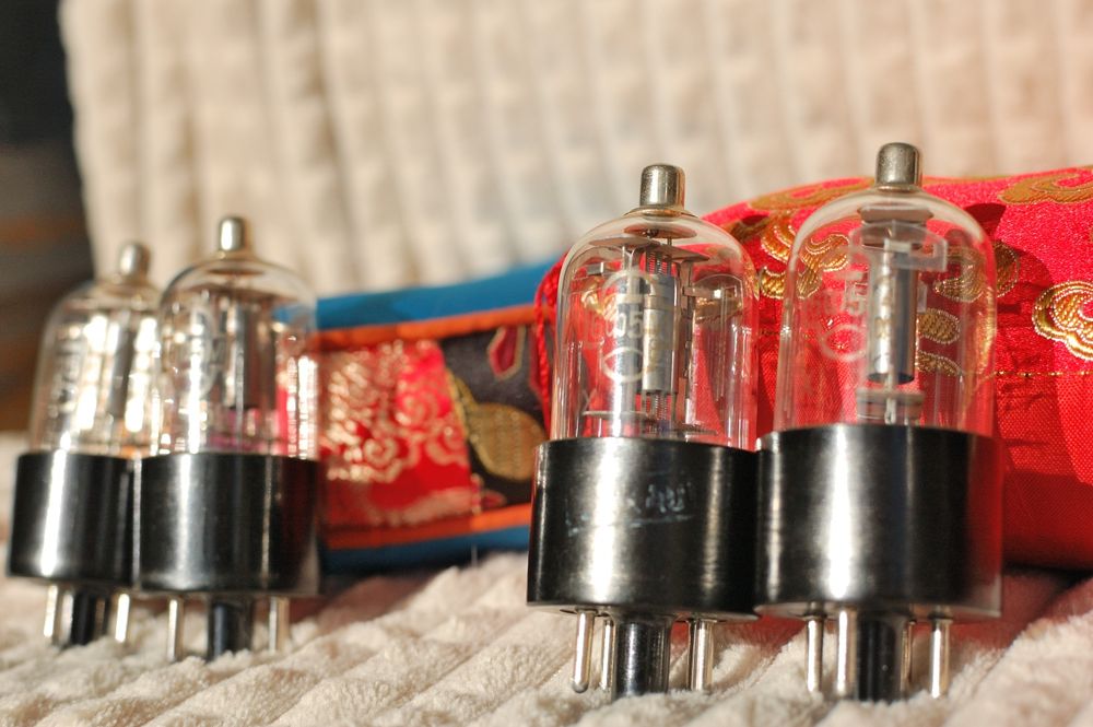 Радіолампи 6SN7 6Q7 5U4G 5687 6080 6Ф5М General Electric радиолампы