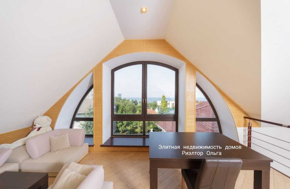 VIP ДОМ в АРКАДИИ! Бассейн, 6 спален, 8 соток! Терраса с видом моря!