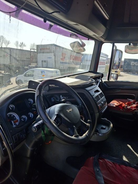 DAF XF105 сідловий тягач