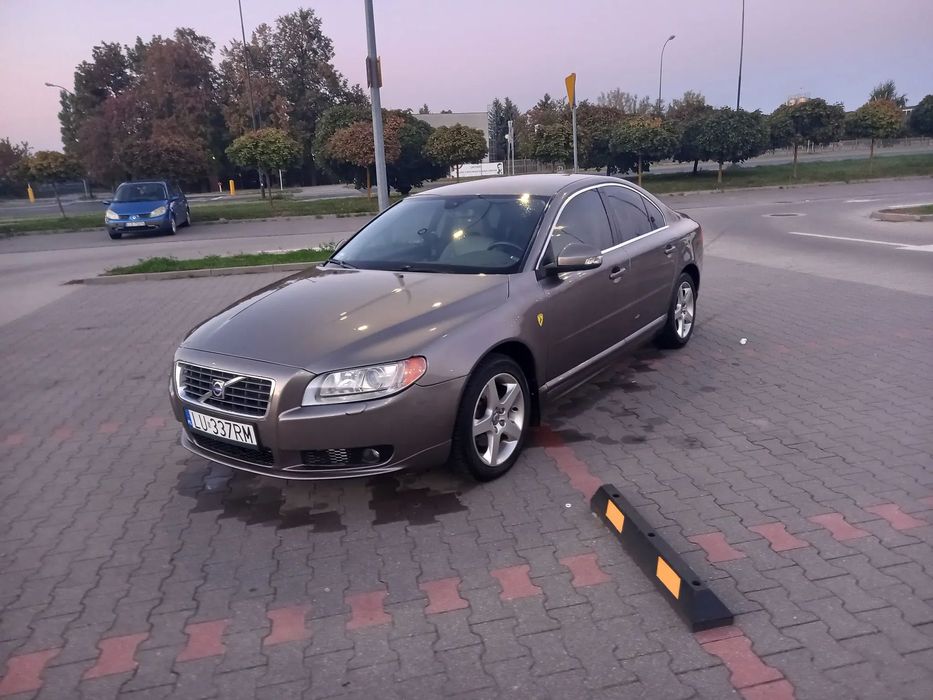 Volvo S80