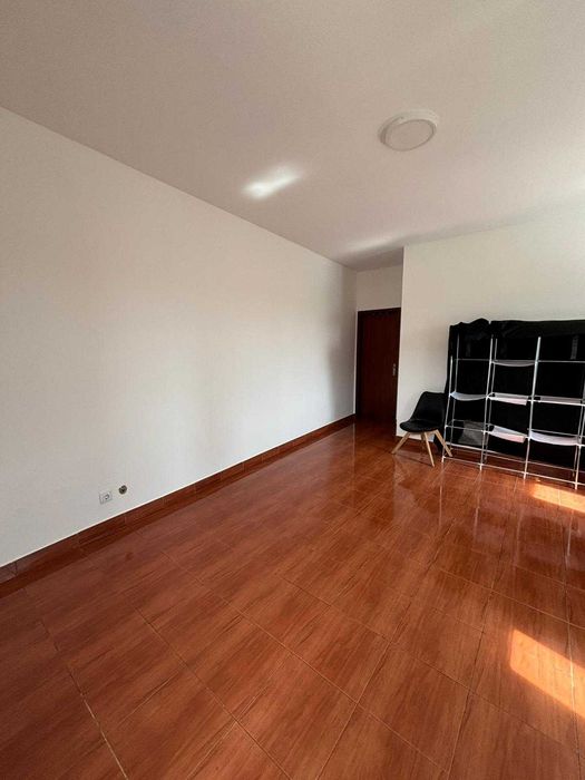 Apartamento T1 - Dornelas