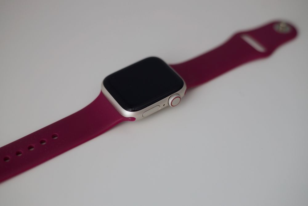 Apple Watch SE 40 mm GPS + Cellular Gen 2