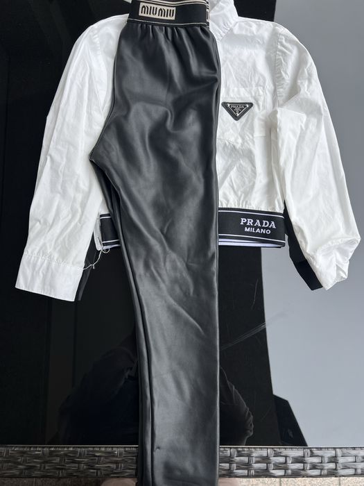 Брюки та сорочка