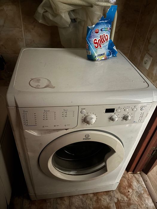 Пральна Машинка INDESIT