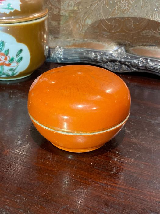 Caixa Porcelana Chinesa Séc XIX 7,2 cm Carimbada