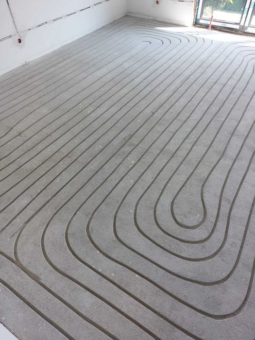 Frezowanie wylewek pod ogrzewanie podłogowe bezpyłowe bruzdowanie