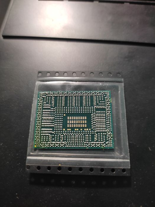 Процесор INTEL Core i3-3217U  SR0N9