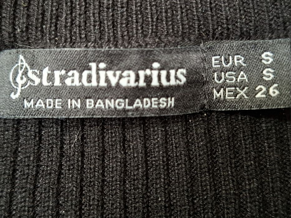 Лонгслив stradivarius/S/ черный