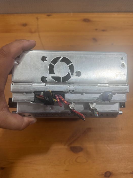 Auto-Radio Mercedes Benz S-Class (W221)
