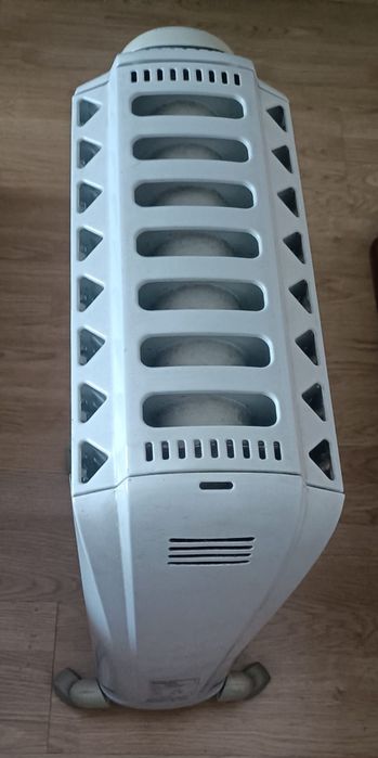Aquecedor a óleo Delonghi Dragon3 2000W como novo.