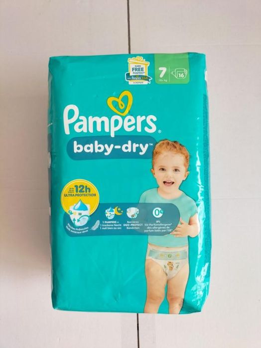 Pampers Premium 4, 5, 6,7  серветки Harmonie