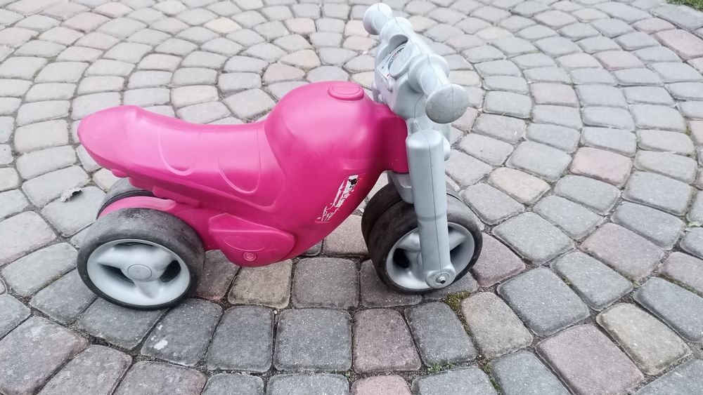 Motorek biegowy dla mniejszych dzieci