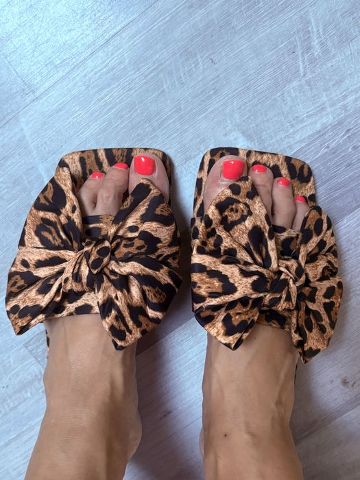 Klapki letnie panterka 38