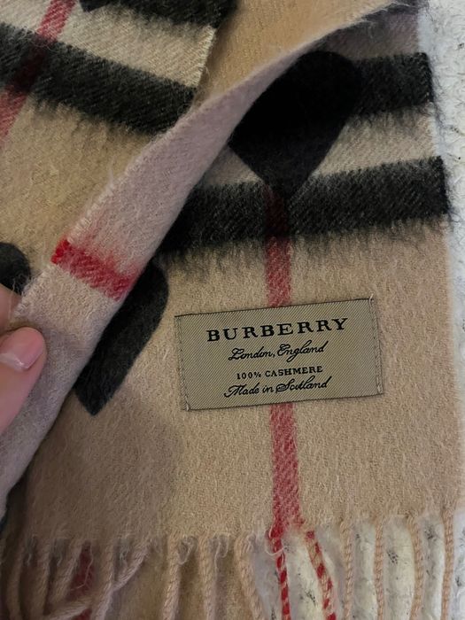 Szalik Burberry z kaszmiru