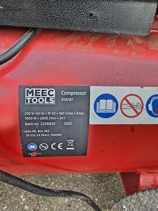 Kompresor olejowy 24L 1000W Meec Tools z