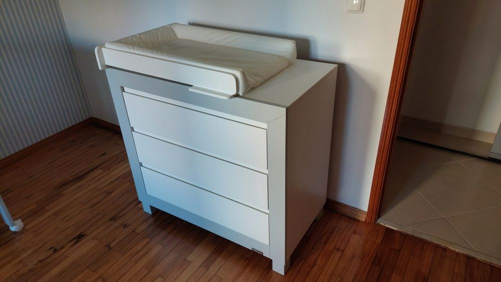 Cómoda para quarto de criança
