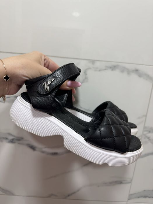 Босоніжки, босоножки Tiflani, в стилі Шанель, натуральна шкіра