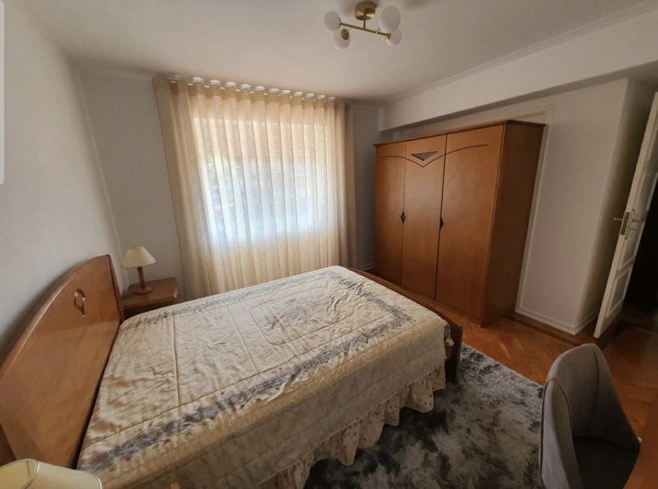 Quarto Olivais junto Faculdade de Economia