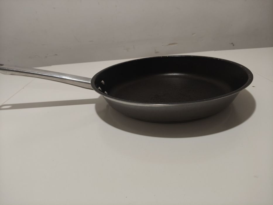 Patelnia teflonowa ikea