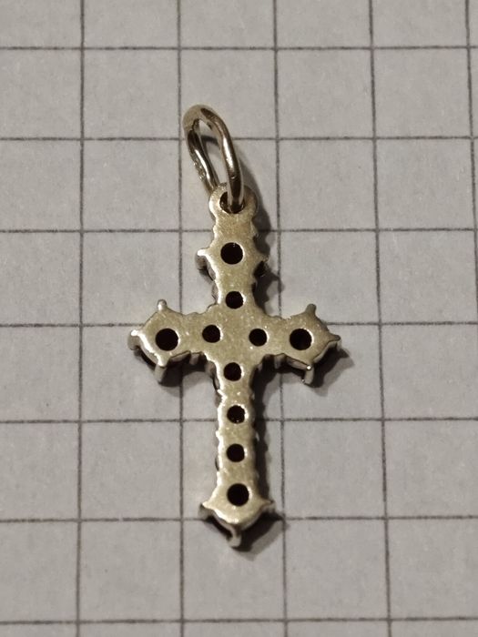 Золотий, вінтажний хрестик, з гранатами, 585 проба.