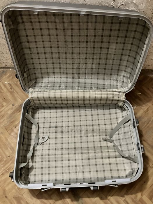 Walizka Torba AIRTEX Paris Średnia wielkość na kółkach