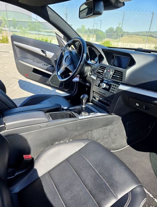 Mercedes-Benz E 250