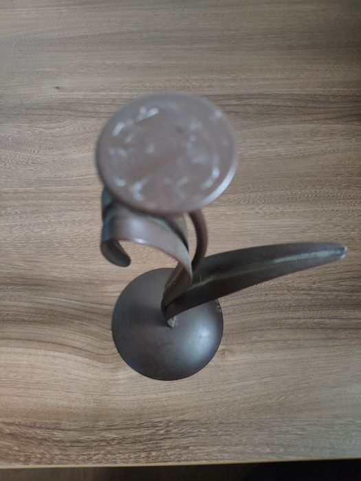 Świecznik kwiat metalowy