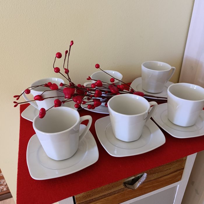 Vintage love,6 x filiżanka ośmiokątna ze spodeczkiem