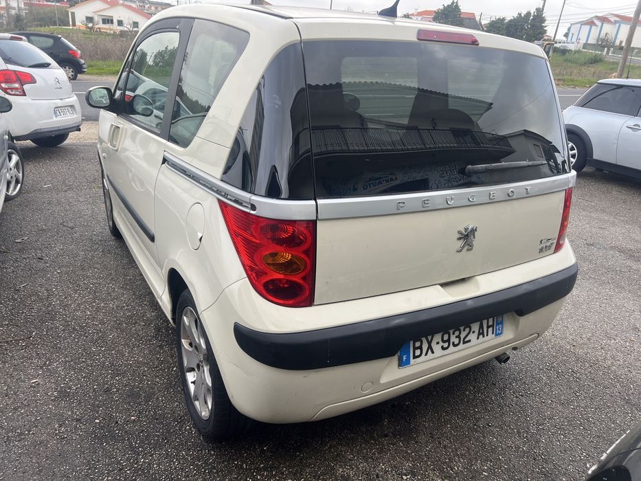 Peugeot.  1007 1.4 hdi