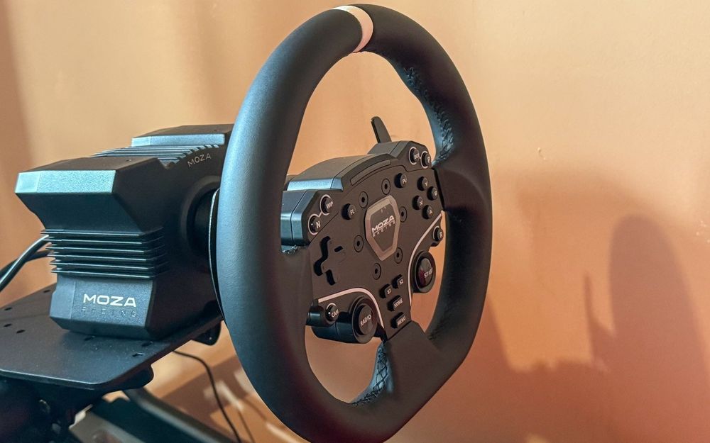 Moza r5 + 3° pedal+moza ks