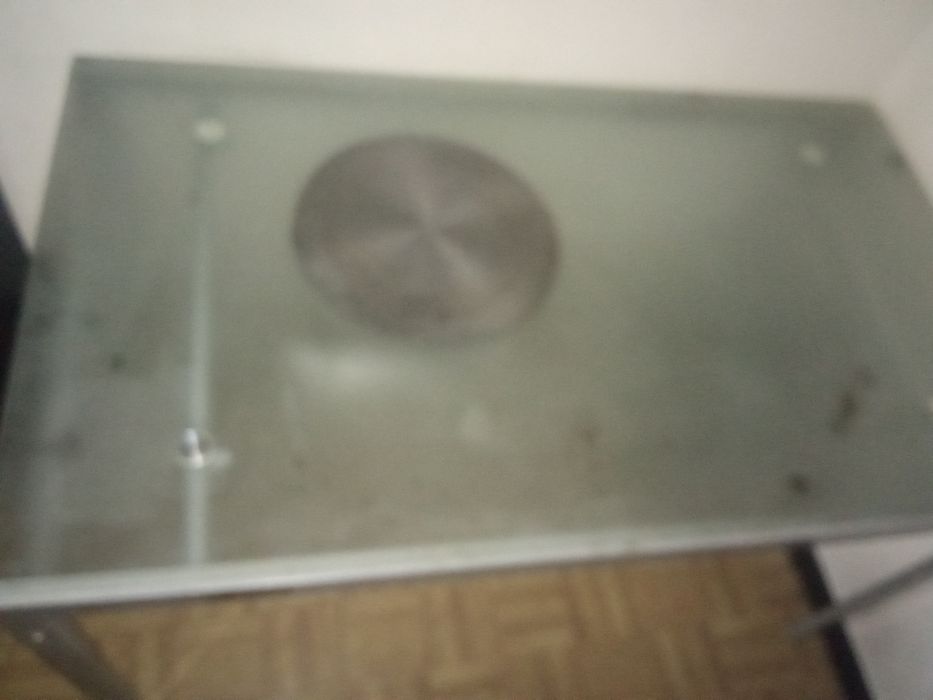 Mesa de sala em vidro