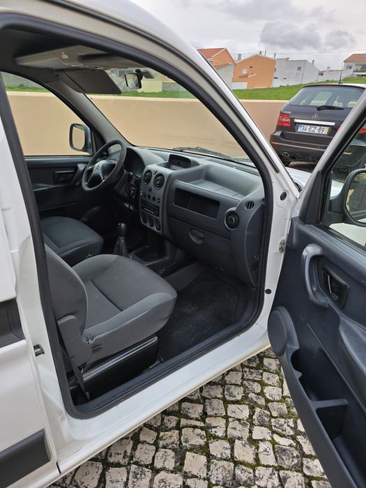 Citroen Berlingo 2010. 175895 km