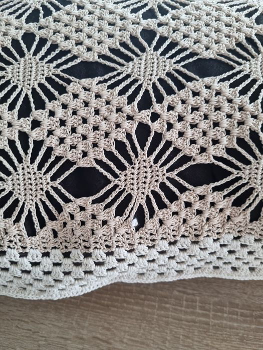 Poszewka ręcznie robiona