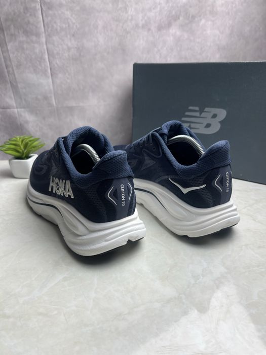 Кросівки Hoka Clifton 10 Розмір 46 Original Взуття