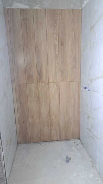 Pintura Ladrilhos entre outros acabamentos.