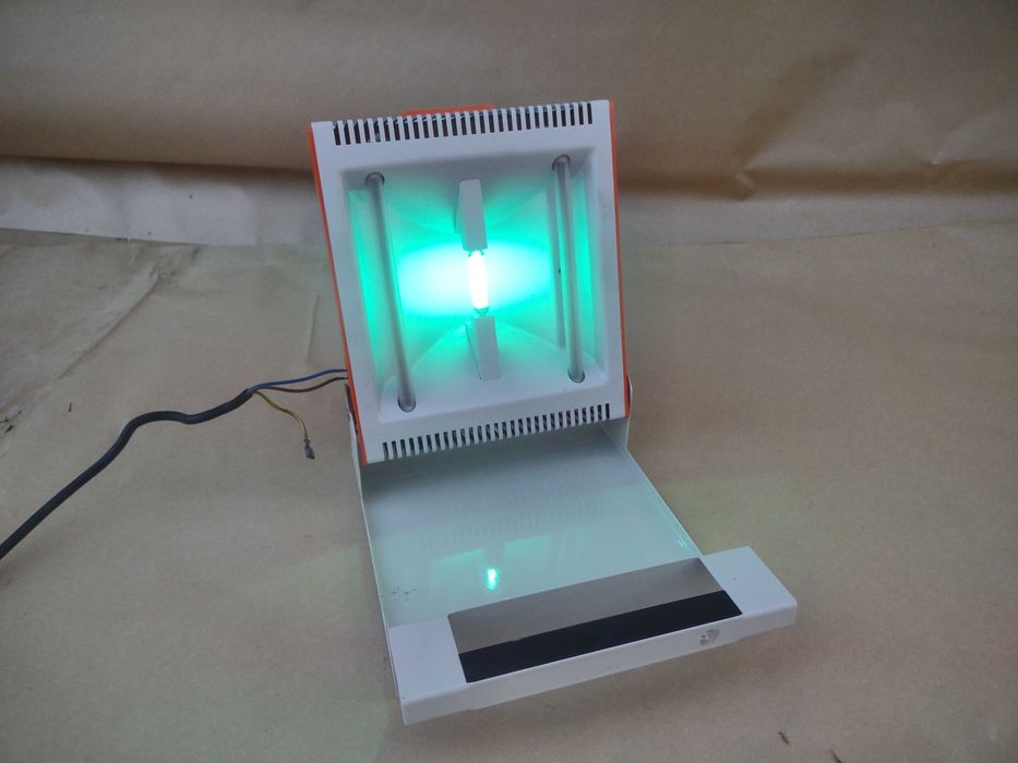 Lampa solarna Sirius - R02