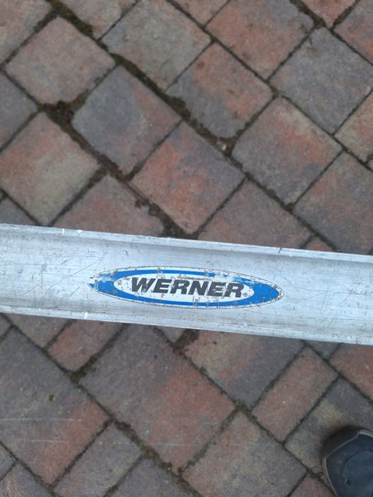 Teleskopowa platforma robocza