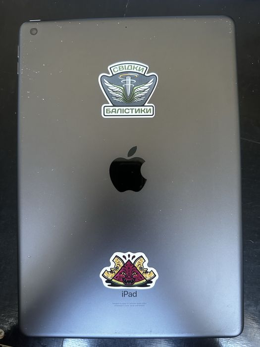 Продам IPad 9gen Wi-Fi 64Gb