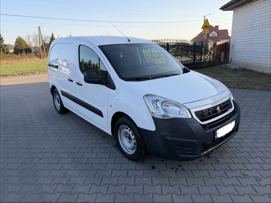 Peugeot Partner 1.6 HDI Salon PL 3-osobowy 100% Bezwypadkowy