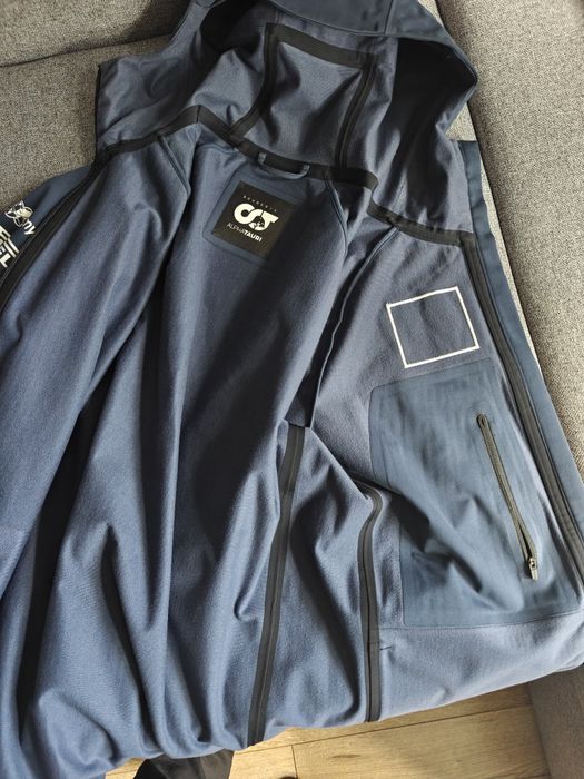 F1 windstopper softshell alpha tauri