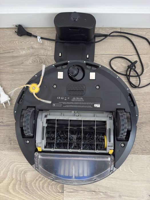 Aspirador roomba 606