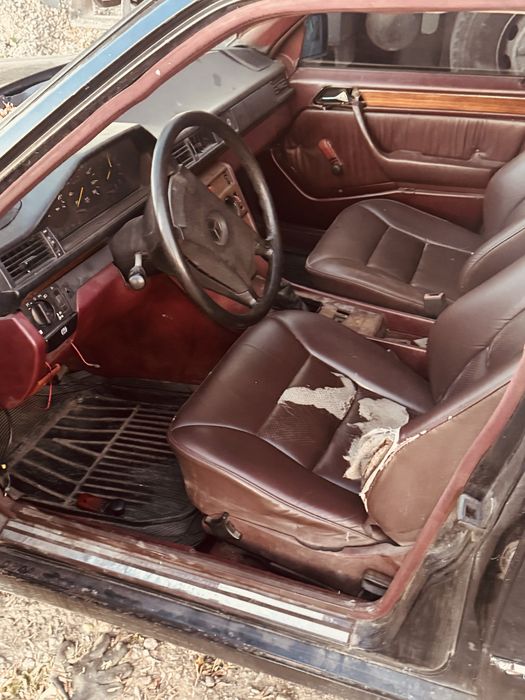 Mercedes-benz 124