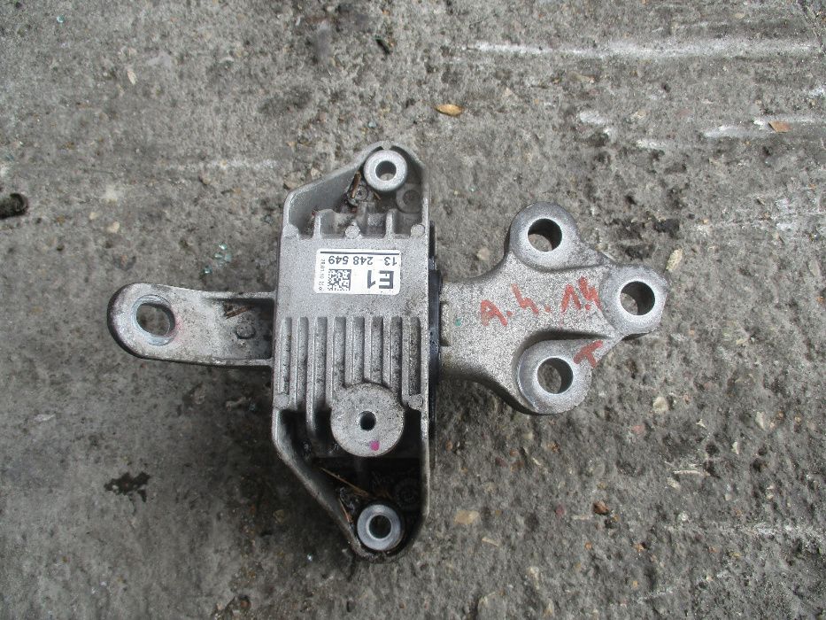 Opel Astra IV J 1.4 1.4 turbo łapa poduszka