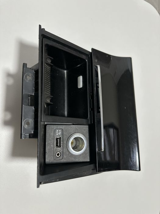 Попільничка Skoda Superb 3